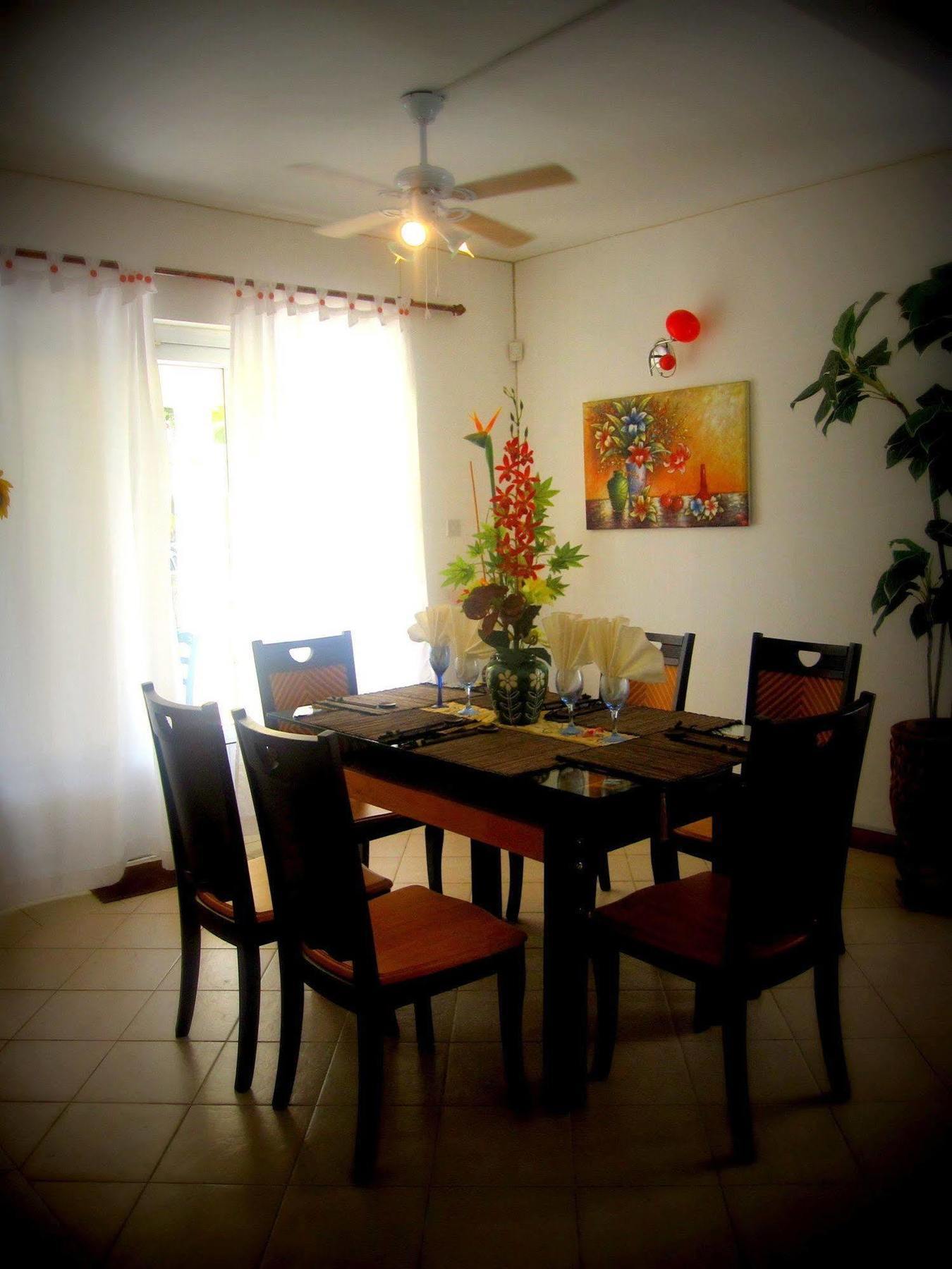 Golden Rod Villa *